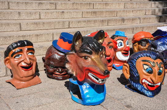 Cultural tradition in the Puertollano fairs (2009): Parade of giants and big-heads, Ciudad Real province, Spain