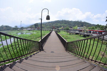The bridge and wooden architecture built above Rawa Pening Lake has now become an aesthetic tourist spot for the people of Indonesia.