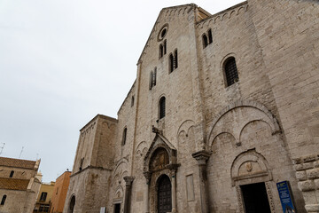 Fototapeta premium View to exterior of basilica San Nicola in Bari