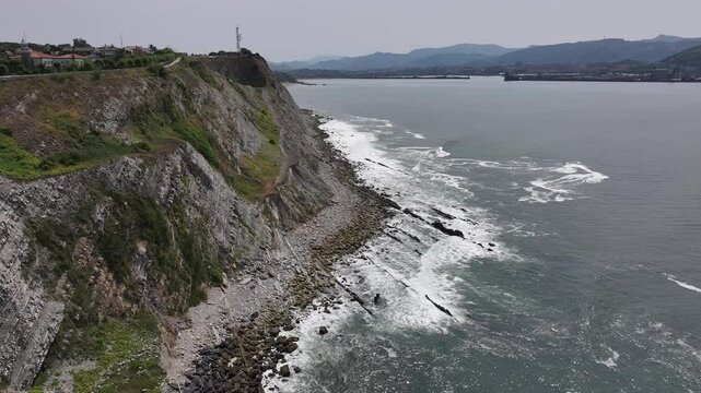 Faro de Punta Galea de Getxo en Bizkaia Pais Vasco