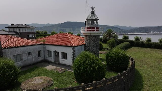 Faro de Punta Galea de Getxo en Bizkaia Pais Vasco