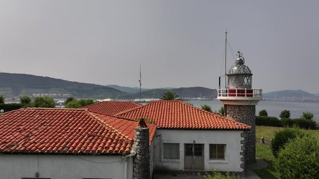 Faro de Punta Galea de Getxo en Bizkaia Pais Vasco