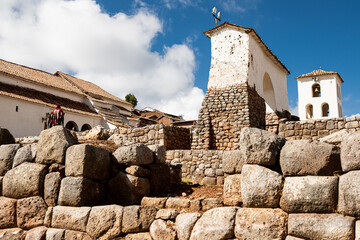 Muralla y monumentos de Chinchero