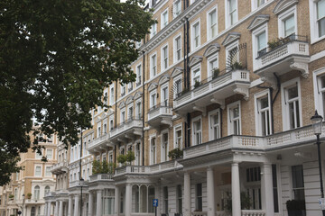 Viktorianische Altbaufassaden in Kensington, London