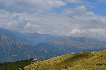 Obraz premium Schöne Landschaft auf dem Hirzer in Südtirol 