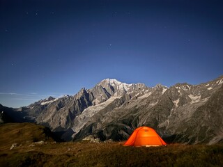 Overnight Bivouac Under the Stars: Camping with a Stunning View of Mont Blanc © 우진 최