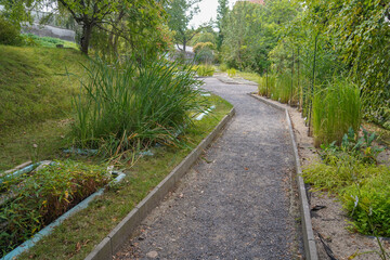 Obraz premium alleys of the Botanical garden of Charle's university in Prague