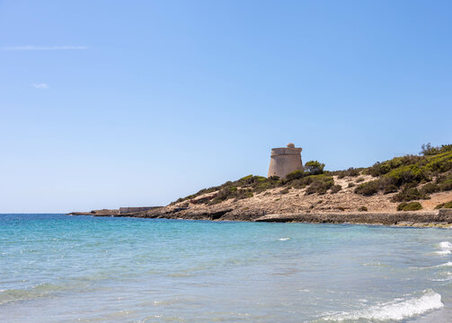 Torre de Sa Sal Rossa, Playa d'en Bossa, Ibiza