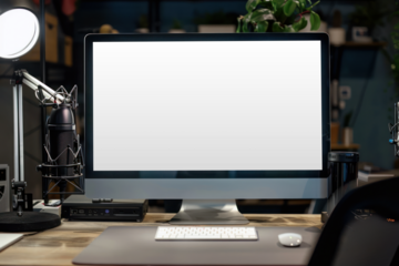 PNG desktop computer screen mockup, transparent design