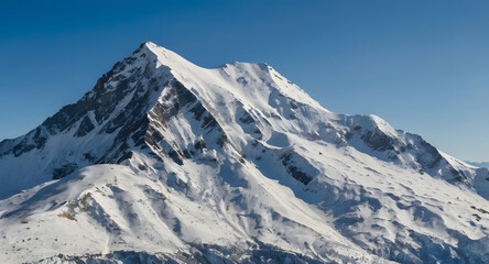 Obraz premium High snow-capped mountains