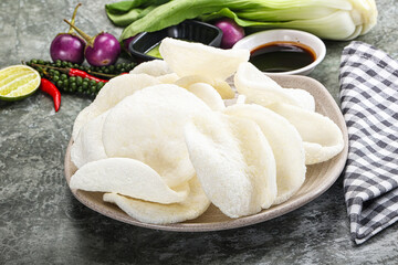 Vietnamese starter appetizer Crab chips