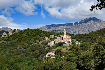 Fototapeta na wymiar corse village soveria
