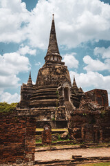 Obraz premium old buddhist temple in ayutthaya