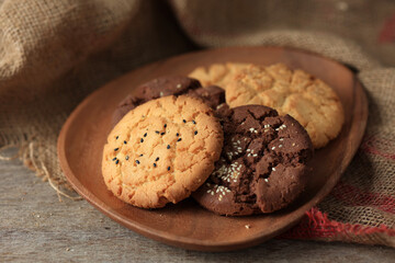 Sesame Seed Thin Crispy Cookies