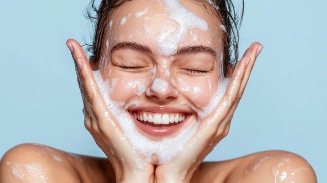 Post-Shower Care, Explain the best post-shower skincare practices to lock in moisture and maintain hydrated, smooth skin all day long