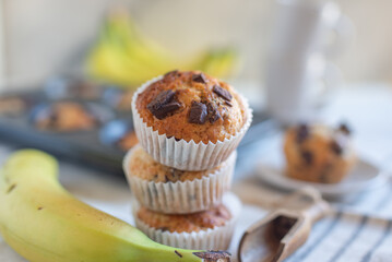 chocolate banana muffins