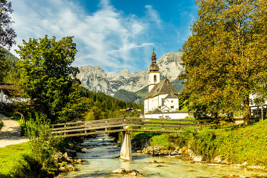 Eine wundersch&ouml;ne Sp&auml;tsommer Wanderung durch die Berchtesgadener Alpenlandschaft bis zum Blaueisgletscher - Berchtesgaden - Bayern - Deutschland