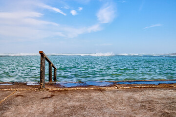 Eine Reise durch Südafrika. Am  Kap Agulhas, wo sich Atlantik und Indischer Ozean treffen.