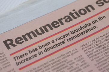 Obraz premium the ongoing discussion and controversy surrounding the remuneration of corporate directors, particularly the issue of excessive pay packages.