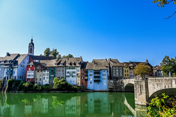 Laufenburg, Schlossberg, Kirche, St. Johann, Altstadt, Altstadthäuser, Rhein, Rheinufer, Uferweg, Ruine, Laufenbrücke, Sommer, Sommertag, Schweiz