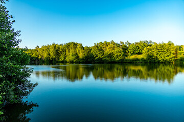 Kurzer Zwischenstop am wunderschönen Fischbacher Teich bei Neustadt bei Coburg in Oberfranken - Bayern - Deutschland
