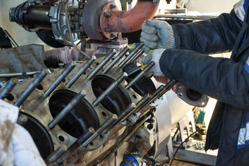 Repair of a diesel generator converted to gas.