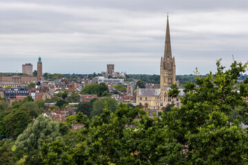 Fototapeta premium Norwich Cityscape from Kett's Heights: Norwich Cathedral, St John the Baptist Catholic Cathedral, and City Council
