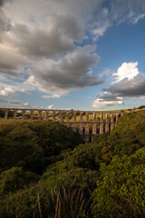 Obraz premium Arcos del Sitio on a cloudy day in the magical town of Tepotzotlan, State of Mexico, Mexico