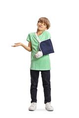 Boy a broken arm wearing an arm splint