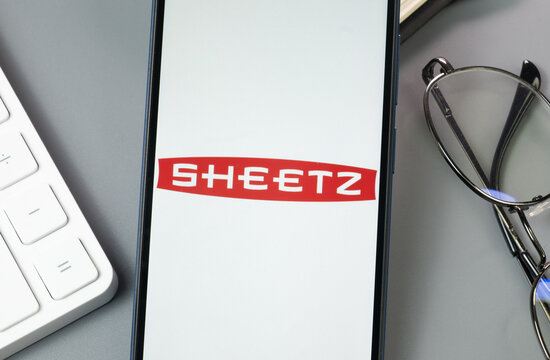 New York, USA - 30 August 2024: Sheetz Logo on Phone Screen, Company Icon on Display