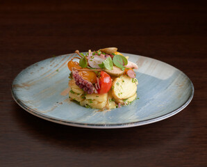octopus serving 