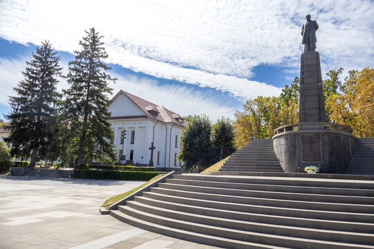 Kaniv, Ukraine - September 1, 2024: Taras Shevchenko monument on Taras Hill or Chernecha Hora in Kaniv, Ukraine 