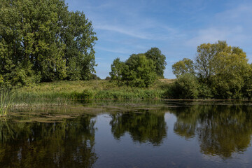 River Boyne very calm on a stunning Irish summers day