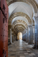 Obraz premium La Basilique Sainte-Marie-Madeleine de Vézelay
