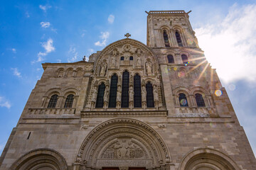Fototapeta premium La Basilique Sainte-Marie-Madeleine de Vézelay