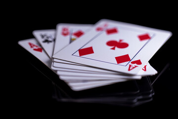 Obraz premium A deck of playing cards is shown in a close up