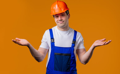 Ignorant mature 30s builder foreman, shoulders up - can't help,makes I dont know