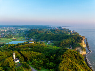 Obraz premium 夜明けの太東埼灯台※奥は九十九里浜方向（千葉県いすみ市）