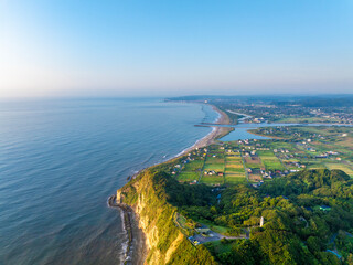 夜明けの太東埼灯台と日在海岸、大原海岸（千葉県いすみ市）