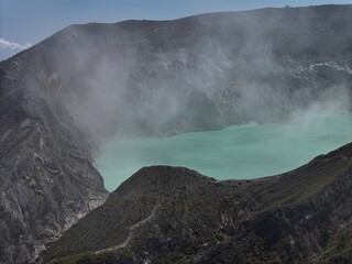 Ijen Volcanoes, Curah Macan, Kalianyar, Ijen, Bondowoso Regency, East Java, Indonesia ©2024 Deni Sugandi 2024/09/11 09:42:48