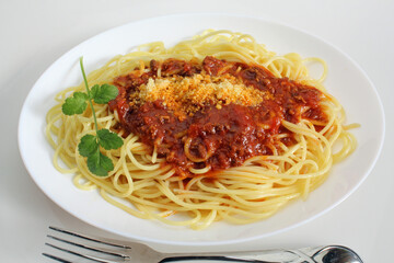 ミートソースのパスタ