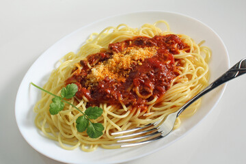 ミートソースのパスタ