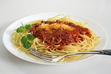 ミートソースのパスタ