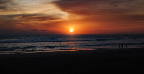 Obraz premium sunset at the beach