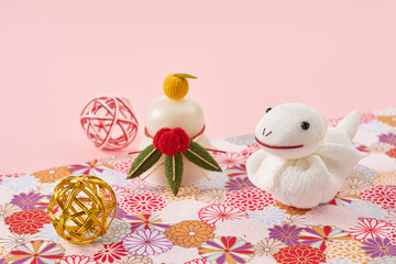 お正月　巳年イメージ