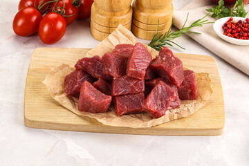 Raw beef cubes for cooking