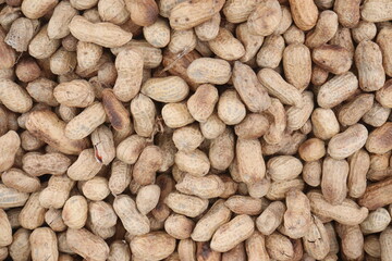 Peanuts pile on shop for sell
