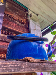 Niebieski stary czajnik © Maciej G. Szling