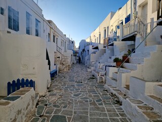 Cyclades : Folegandros, Santorin, Milos