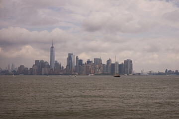 La statua rappresenta una dea romana. Il nome della statua deriva dalla dea che rappresenta;...